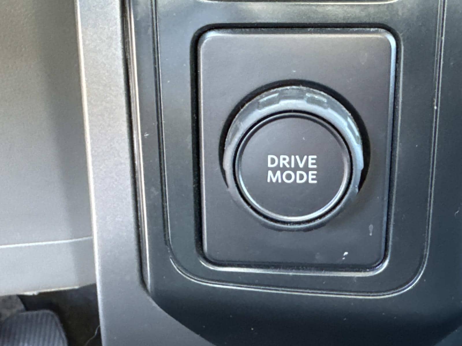 2025 Ford F-150 XLT - Photo 34