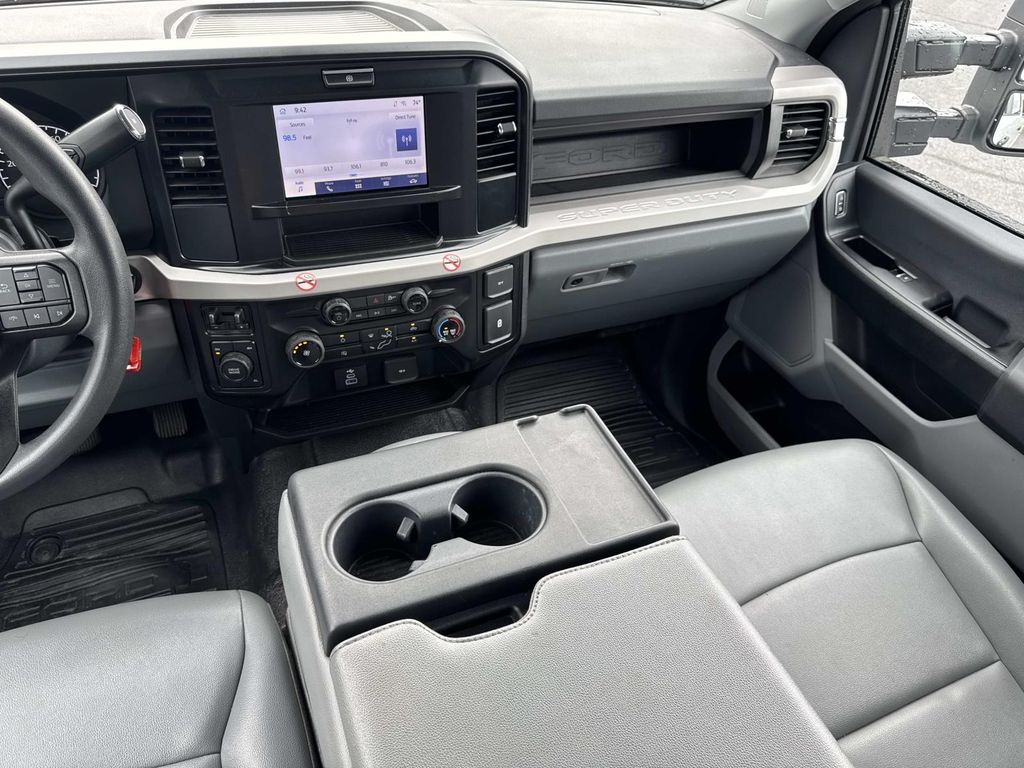 2026 Ford F-250 Super Duty XL - Photo 14