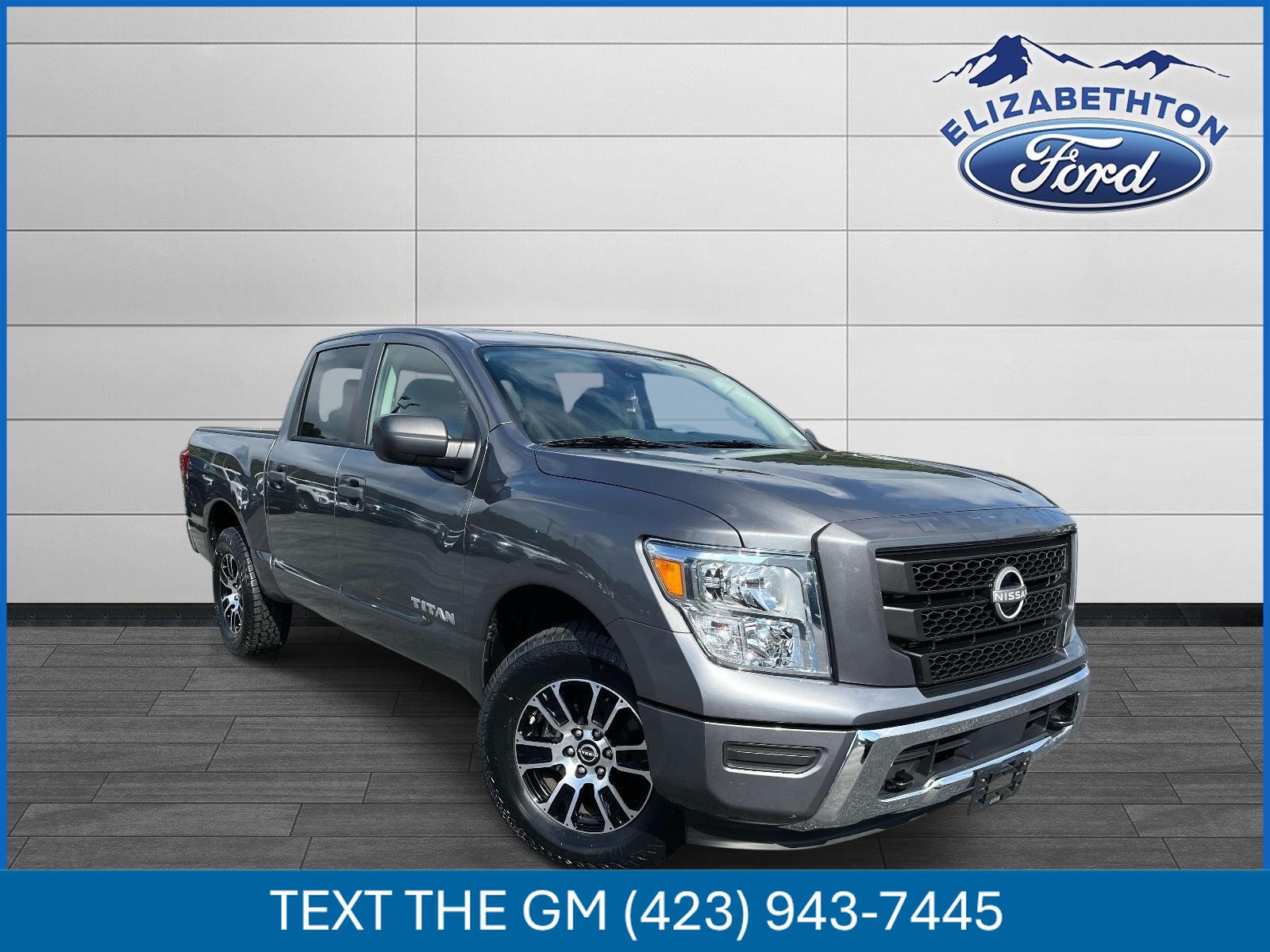 2024 Nissan Titan SV