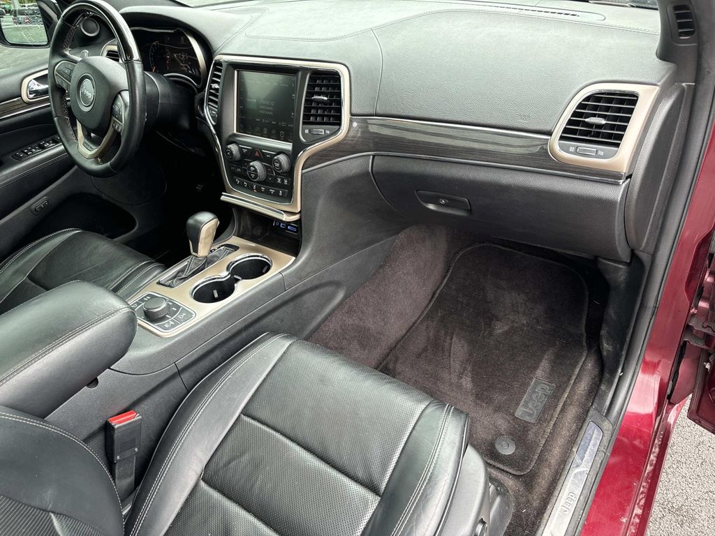 2017 Jeep Grand Cherokee Overland - Photo 25