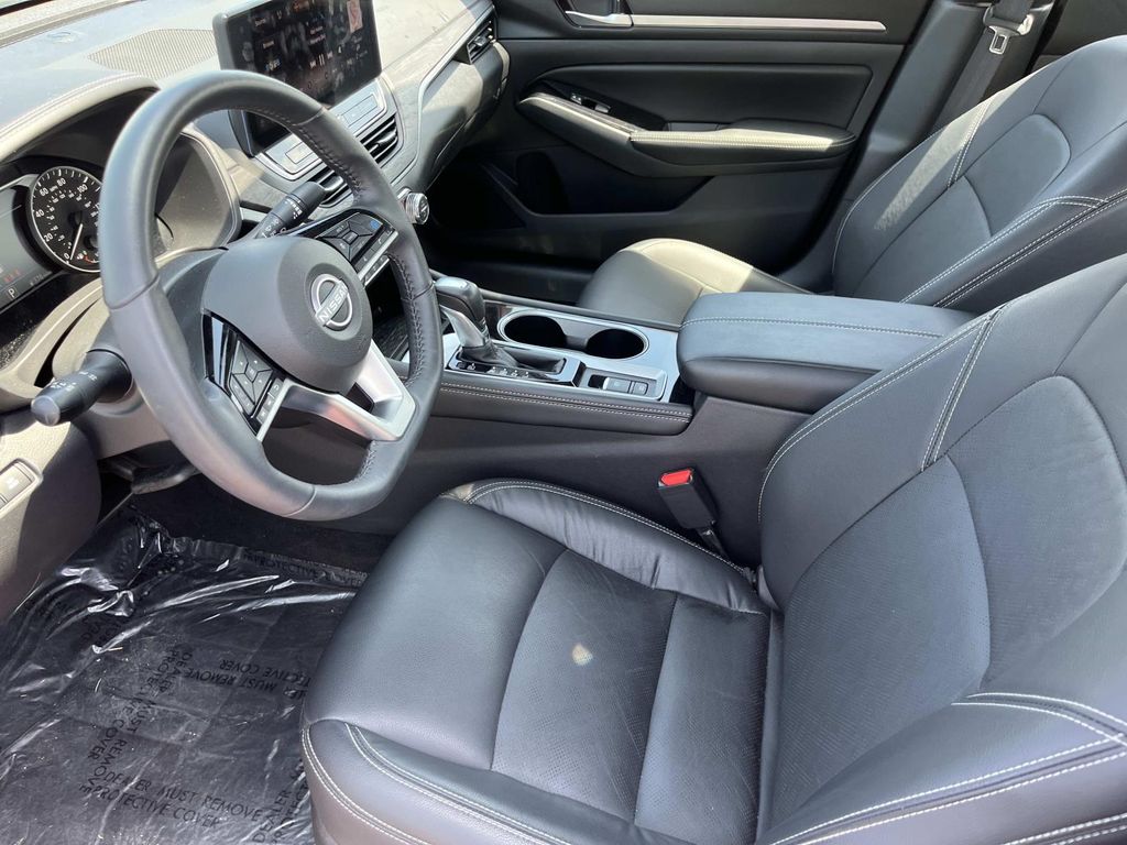 2024 Nissan Altima SL - Photo 23