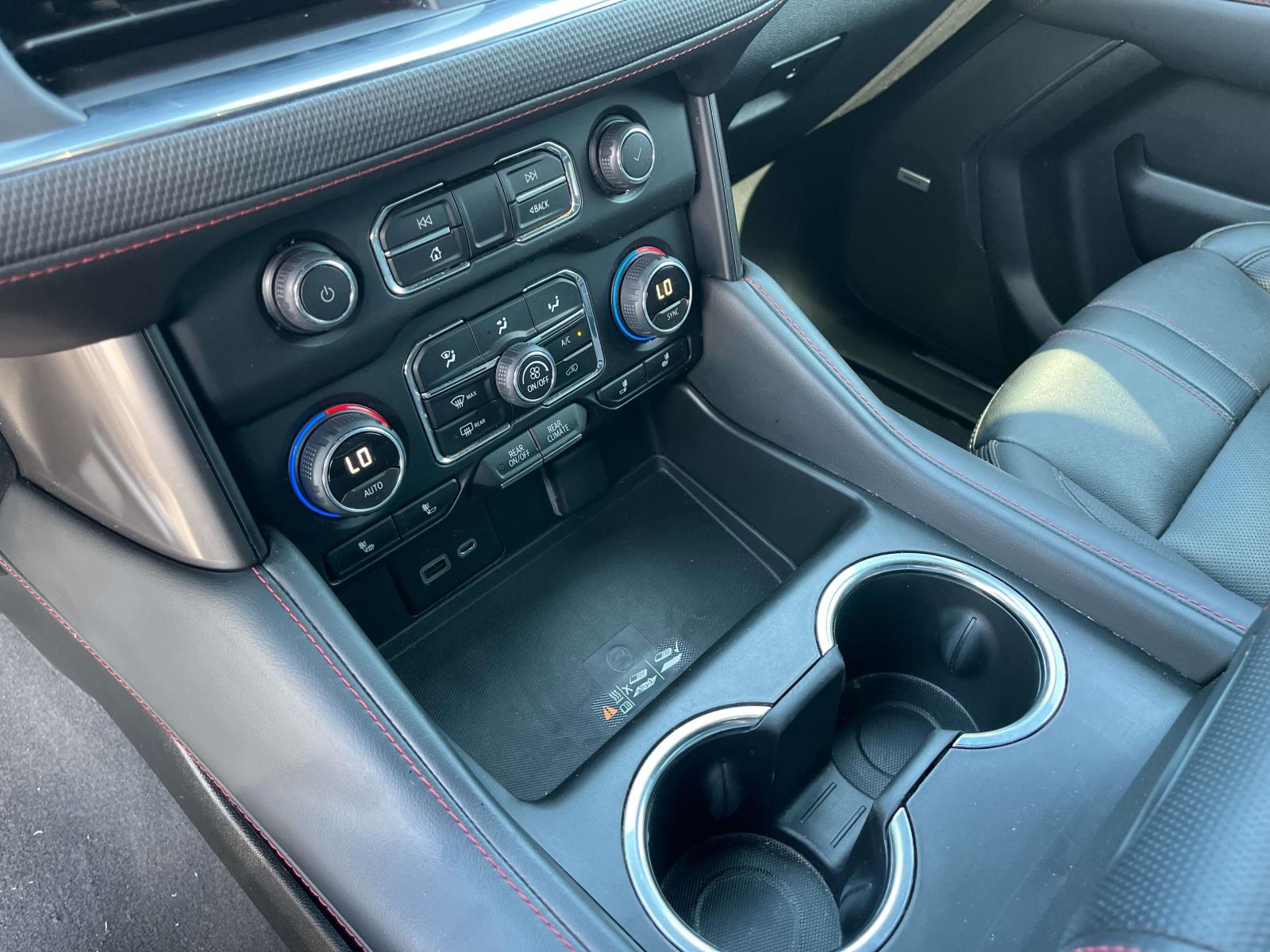 2022 Chevrolet Tahoe RST - Photo 34