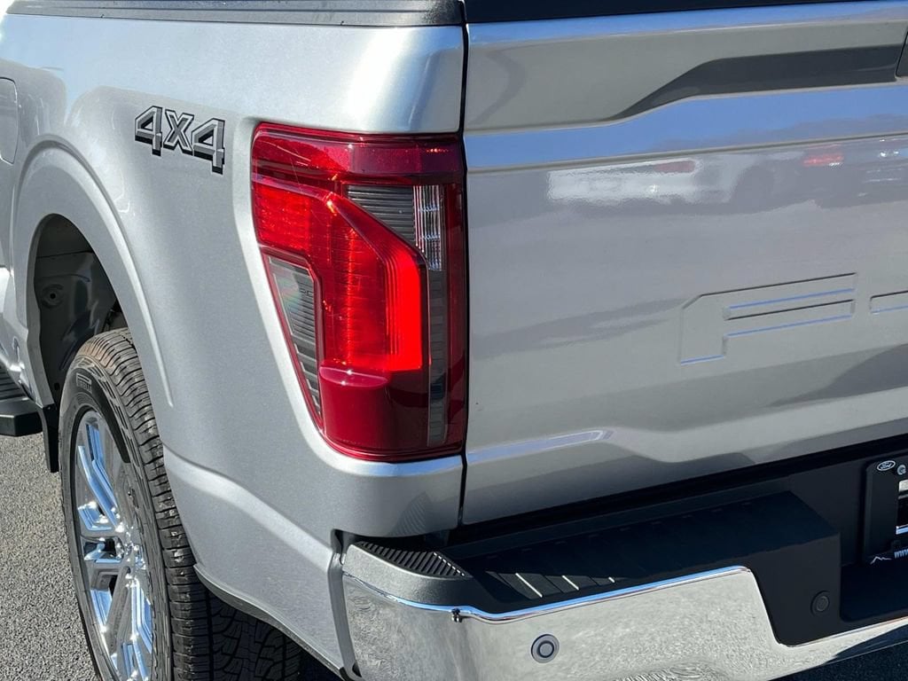 2024 Ford F-150 XLT - Photo 6