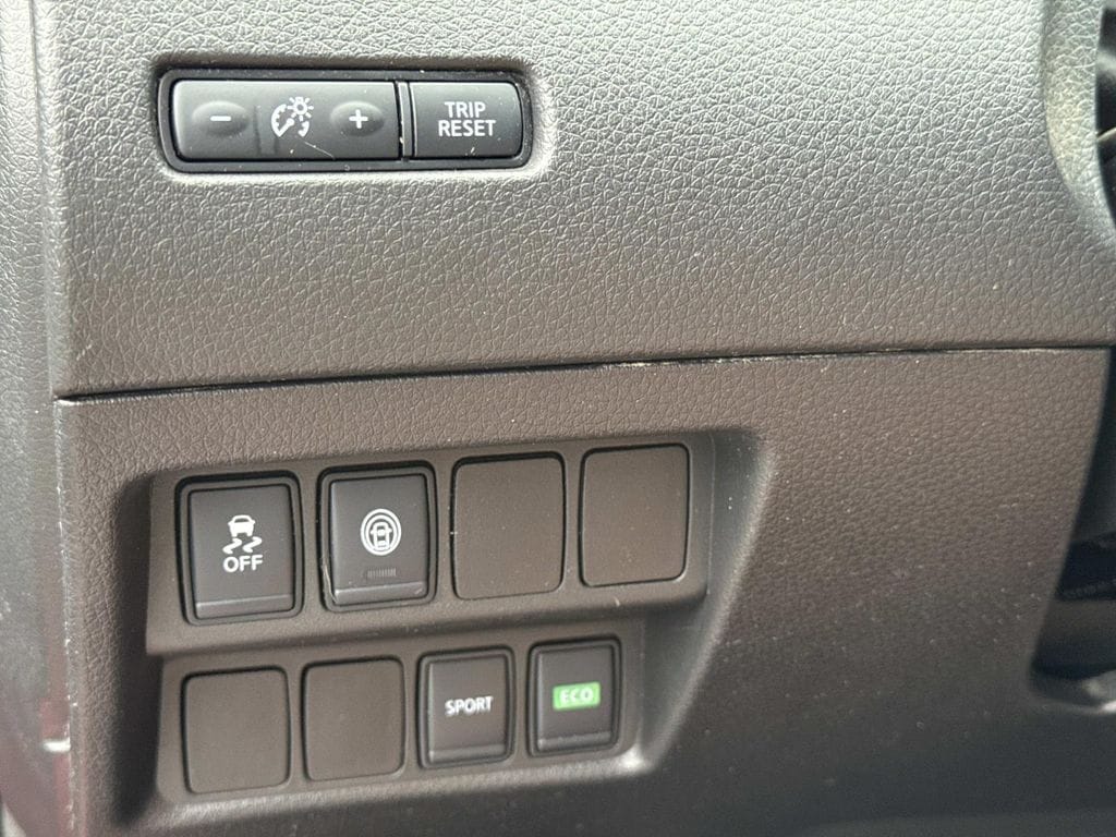 2020 Nissan Rogue Sport S - Photo 28