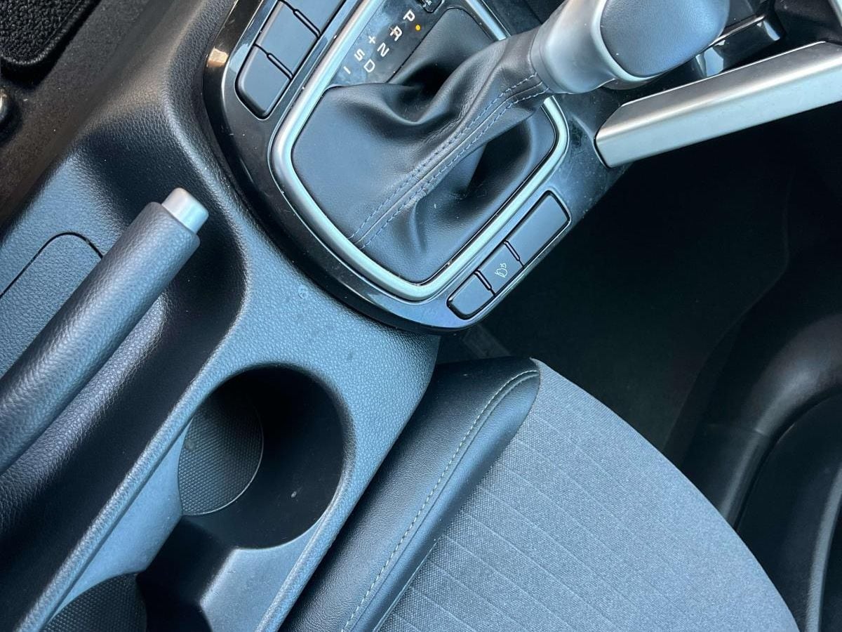 2023 Kia Seltos S - Photo 30