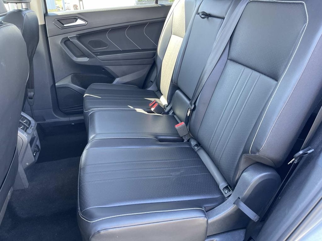 2024 Volkswagen Tiguan SE - Photo 18