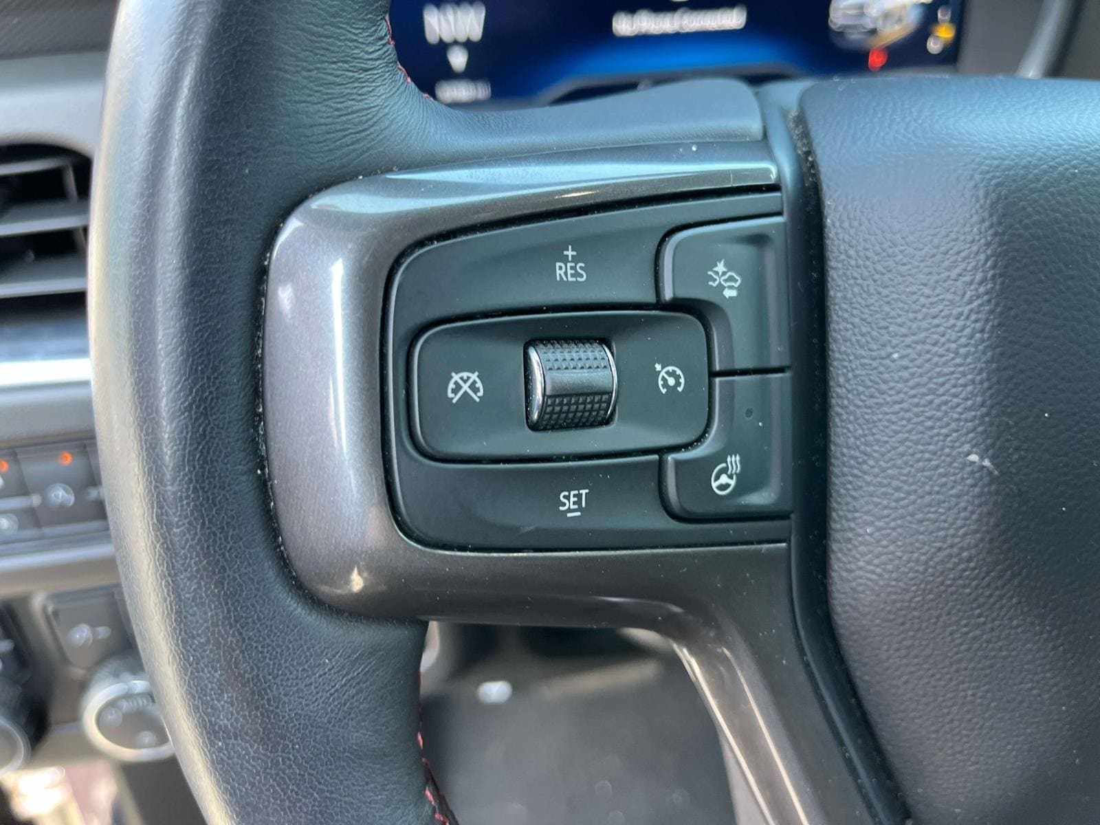 2022 Chevrolet Tahoe RST - Photo 32