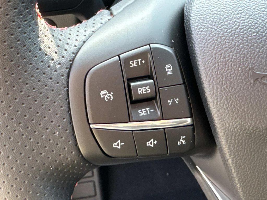 2026 Ford Escape ST-Line - Photo 27