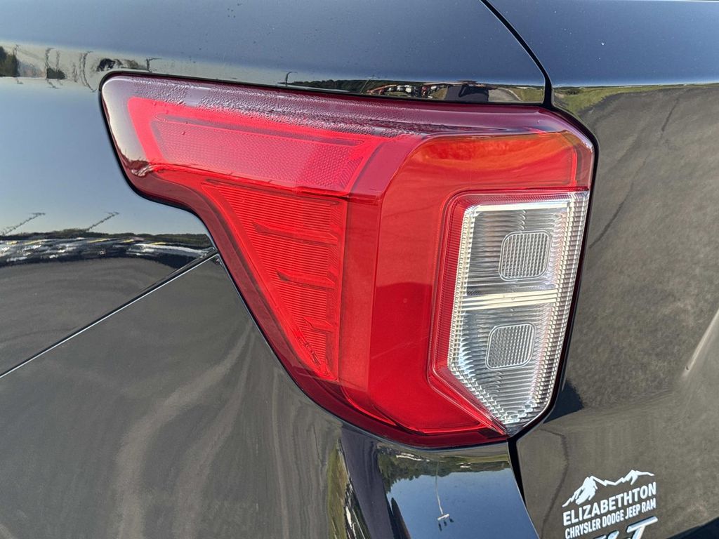 2024 Ford Explorer XLT - Photo 10