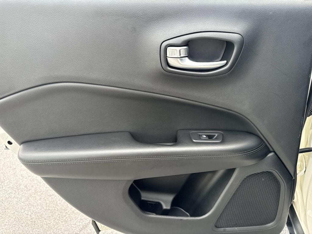 2020 Jeep Compass Altitude - Photo 19