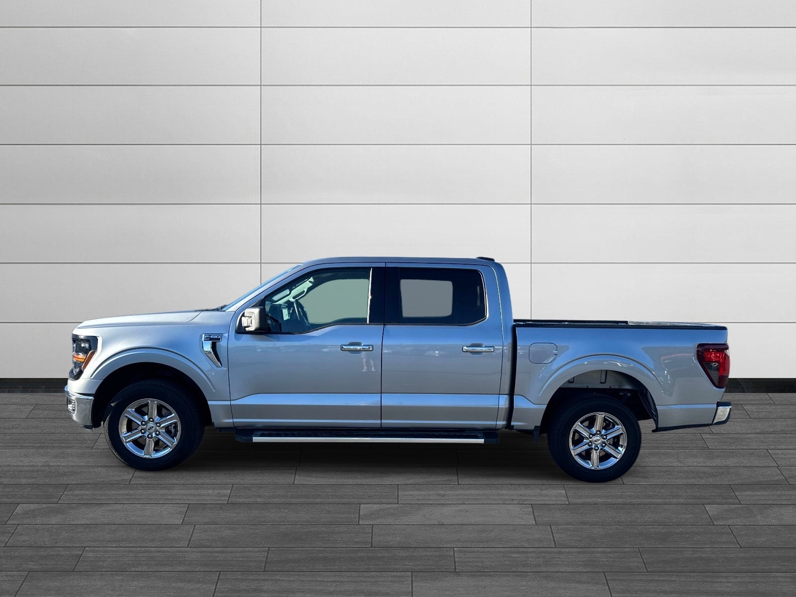 2025 Ford F-150 XLT - Photo 6