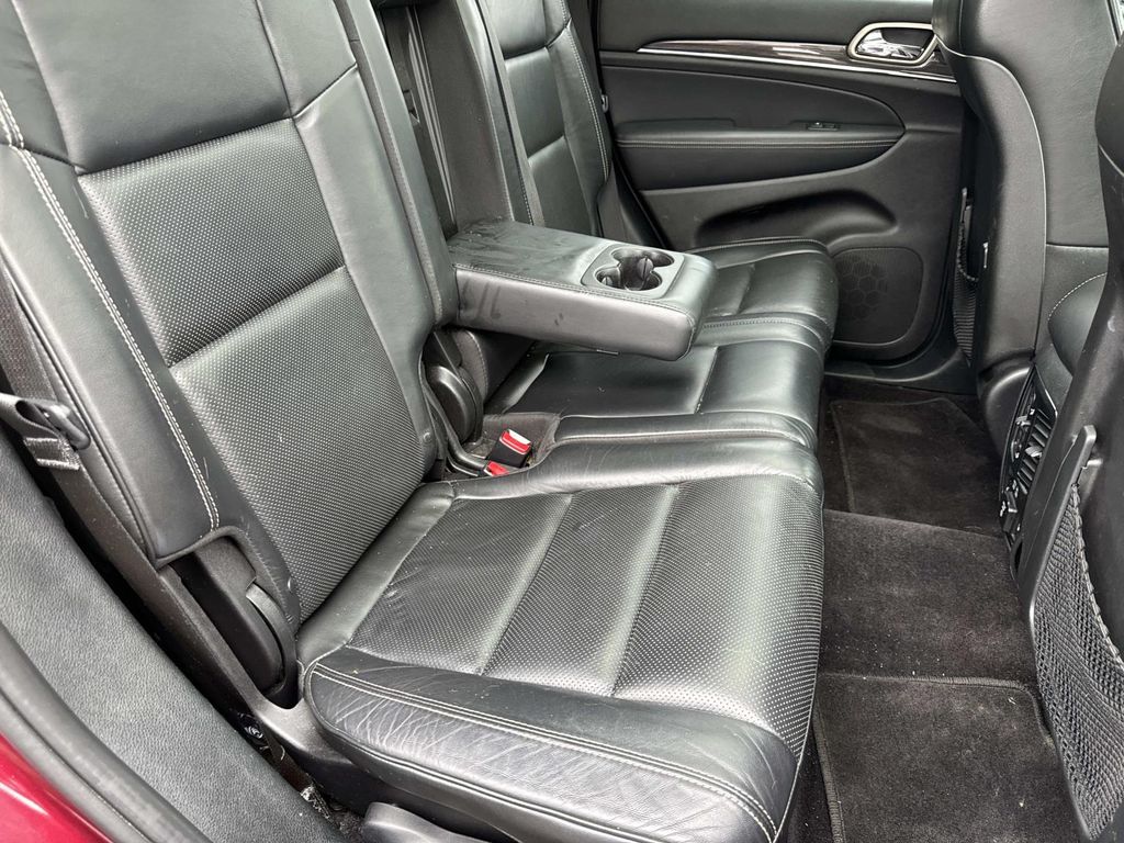 2017 Jeep Grand Cherokee Overland - Photo 23