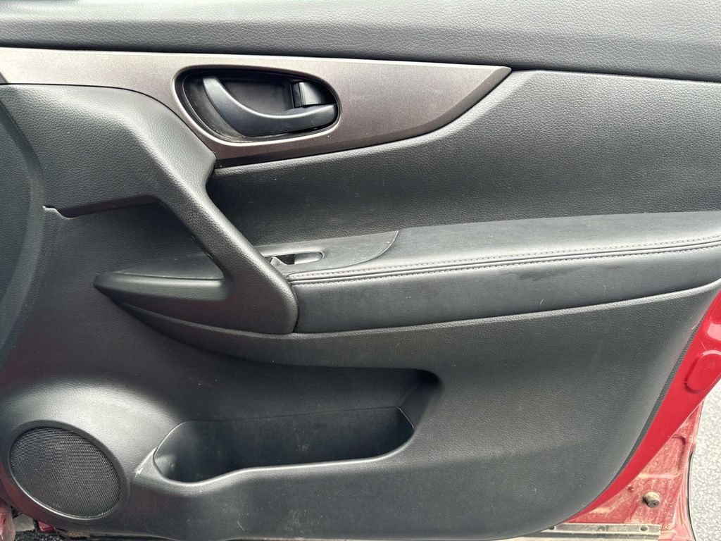 2020 Nissan Rogue Sport S - Photo 22