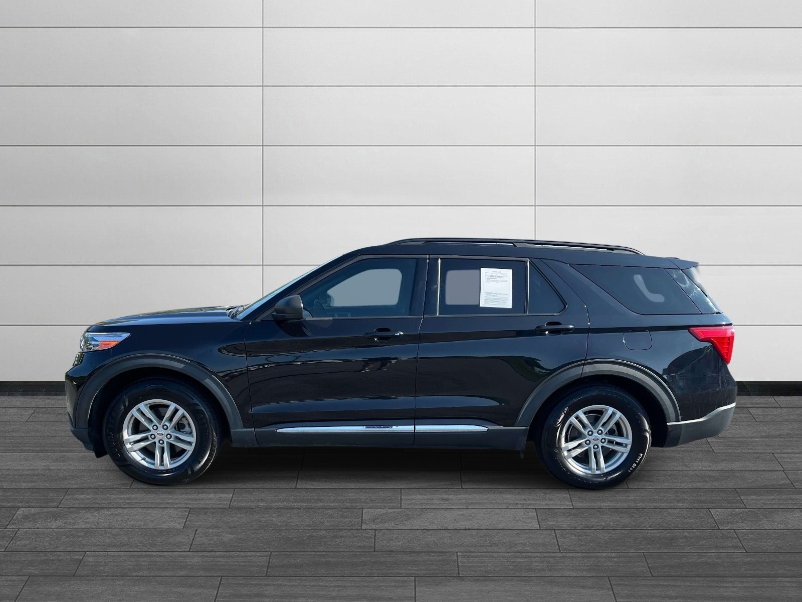 2021 Ford Explorer XLT - Photo 6