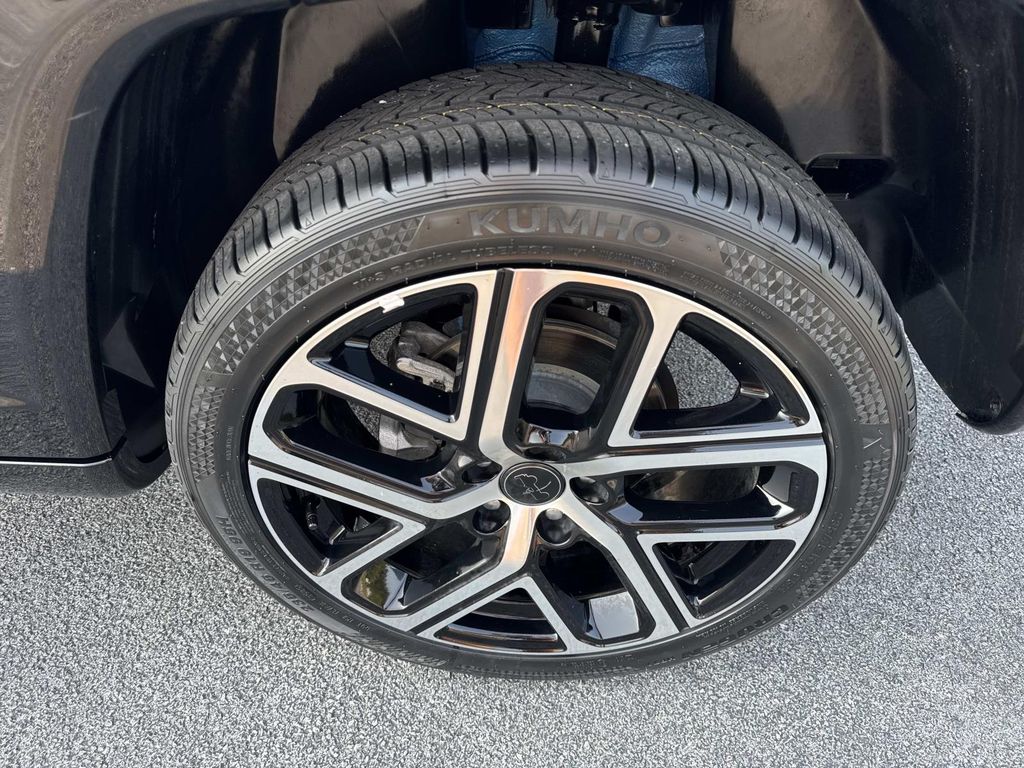 2025 Jeep Compass Limited - Photo 11