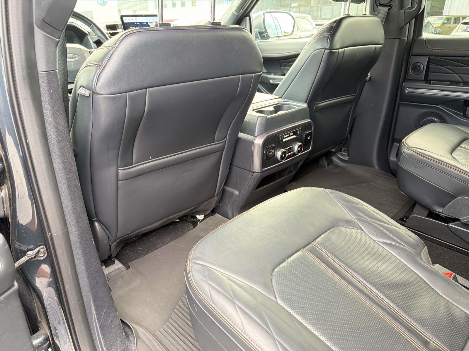2023 Ford Expedition Platinum - Photo 18