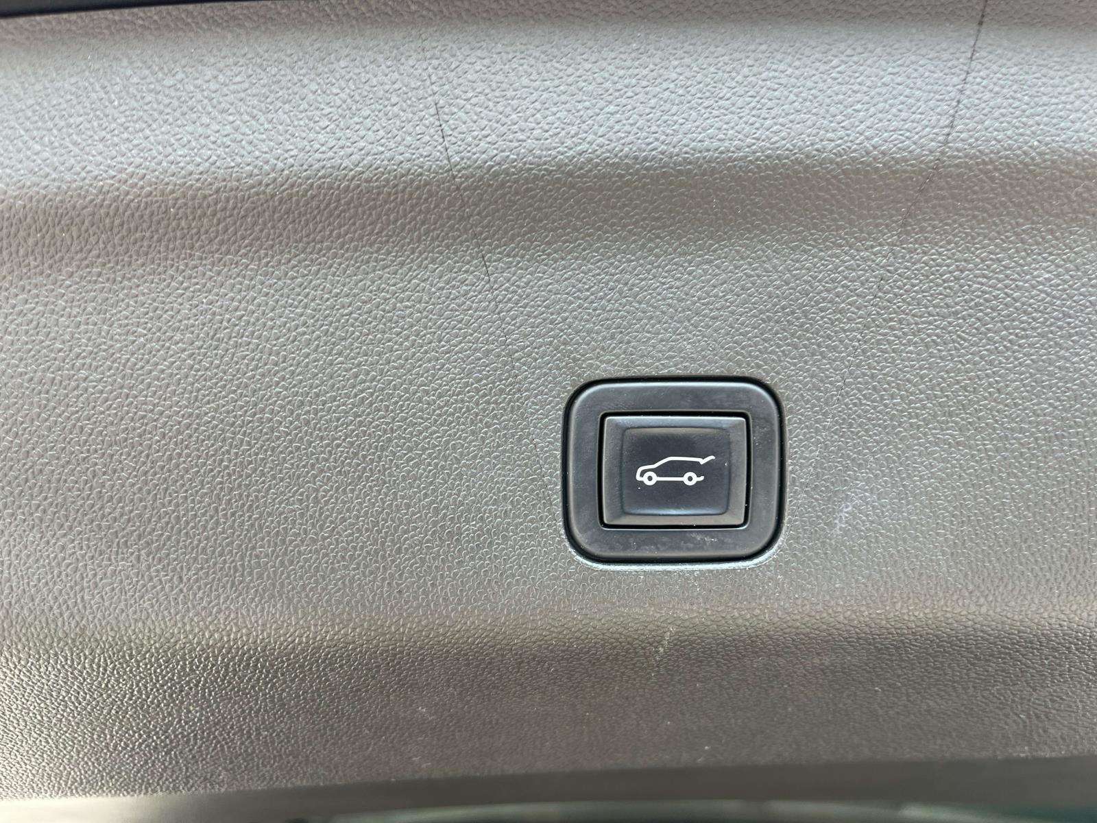 2022 Chevrolet Tahoe RST - Photo 21