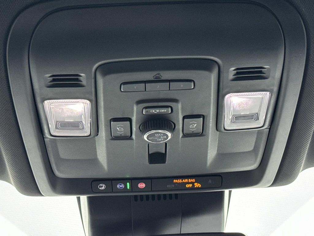2024 Chevrolet Tahoe Premier - Photo 19