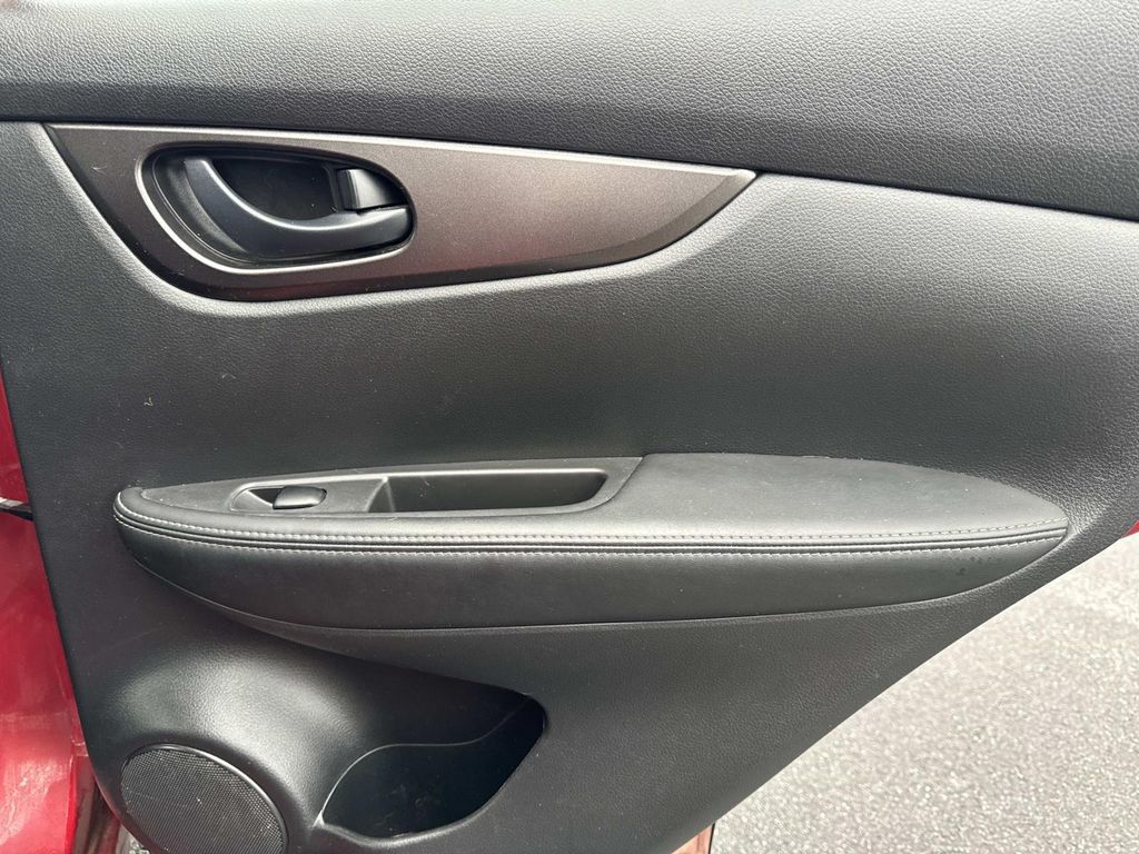 2020 Nissan Rogue Sport S - Photo 20