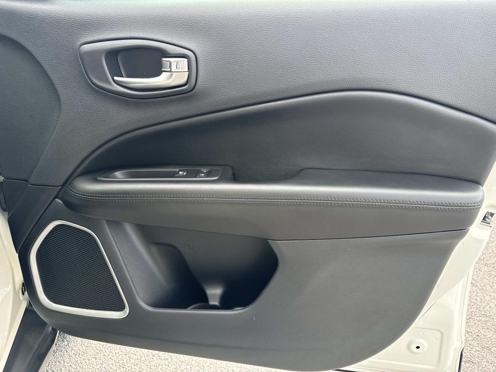 2020 Jeep Compass Altitude - Photo 22