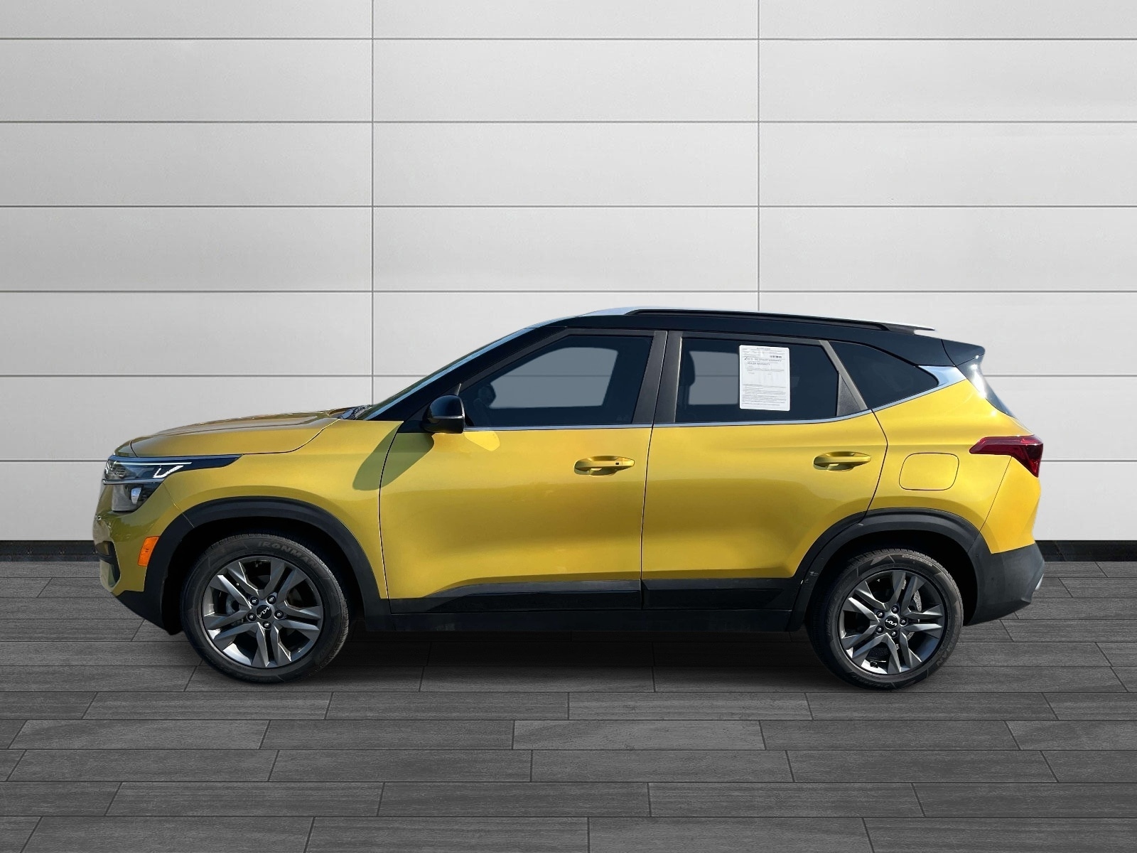 2023 Kia Seltos S - Photo 6
