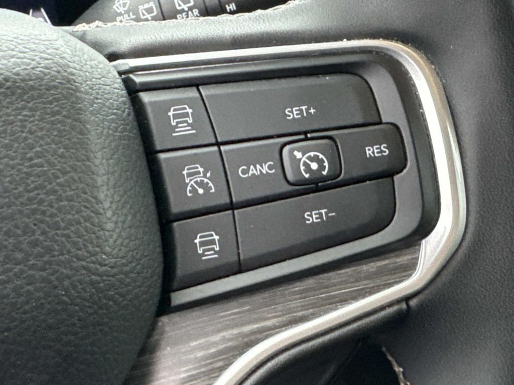 2024 Jeep Wagoneer Series III - Photo 38