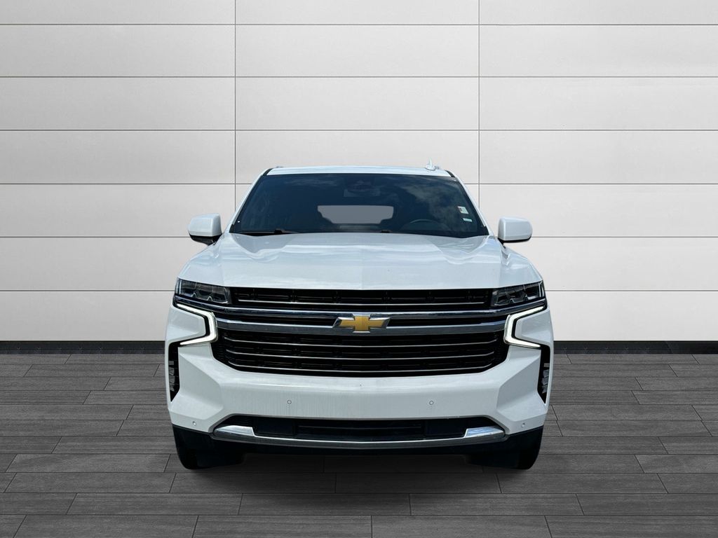 2024 Chevrolet Suburban LT - Photo 8
