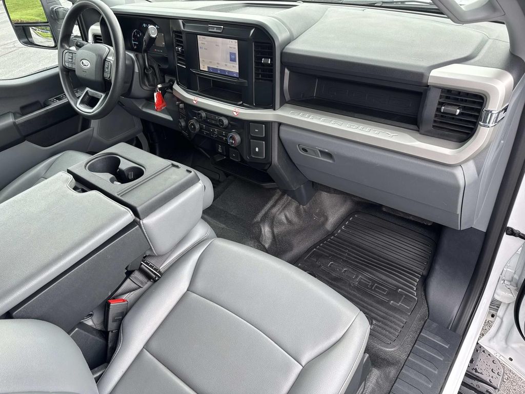 2026 Ford F-250 Super Duty XL - Photo 24