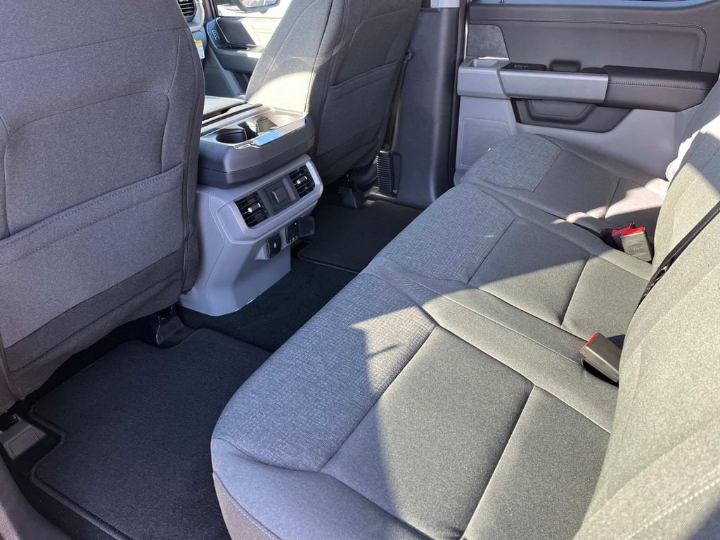 2024 Ford F-150 XLT - Photo 18
