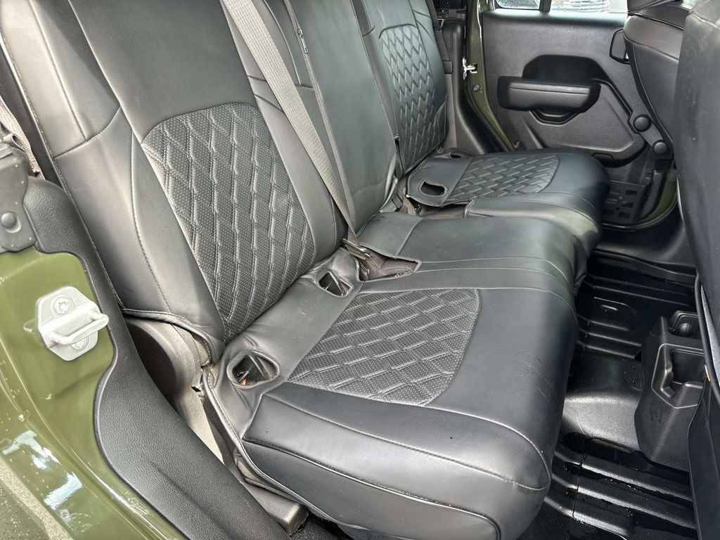 2022 Jeep Gladiator Sport - Photo 22