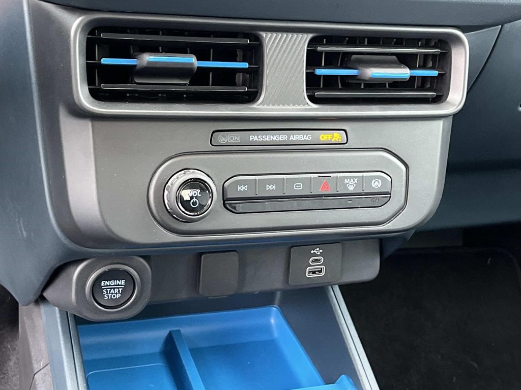 2025 Ford Maverick XLT - Photo 25