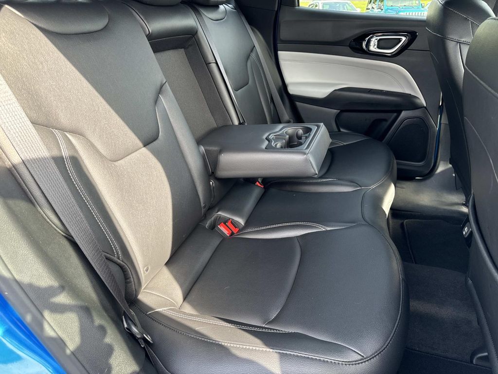 2025 Jeep Compass Limited - Photo 24