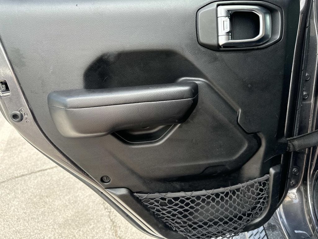 2020 Jeep Wrangler Unlimited Rubicon - Photo 19