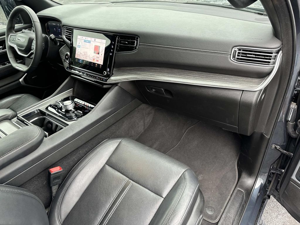 2024 Jeep Wagoneer Series III - Photo 29
