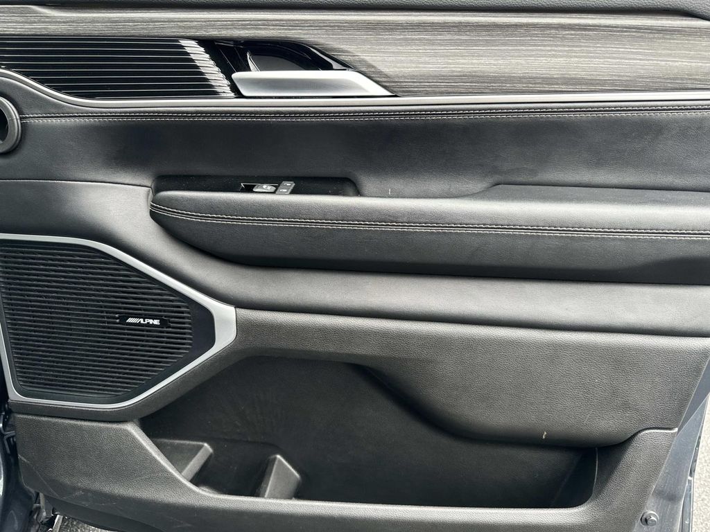 2024 Jeep Wagoneer Series III - Photo 28