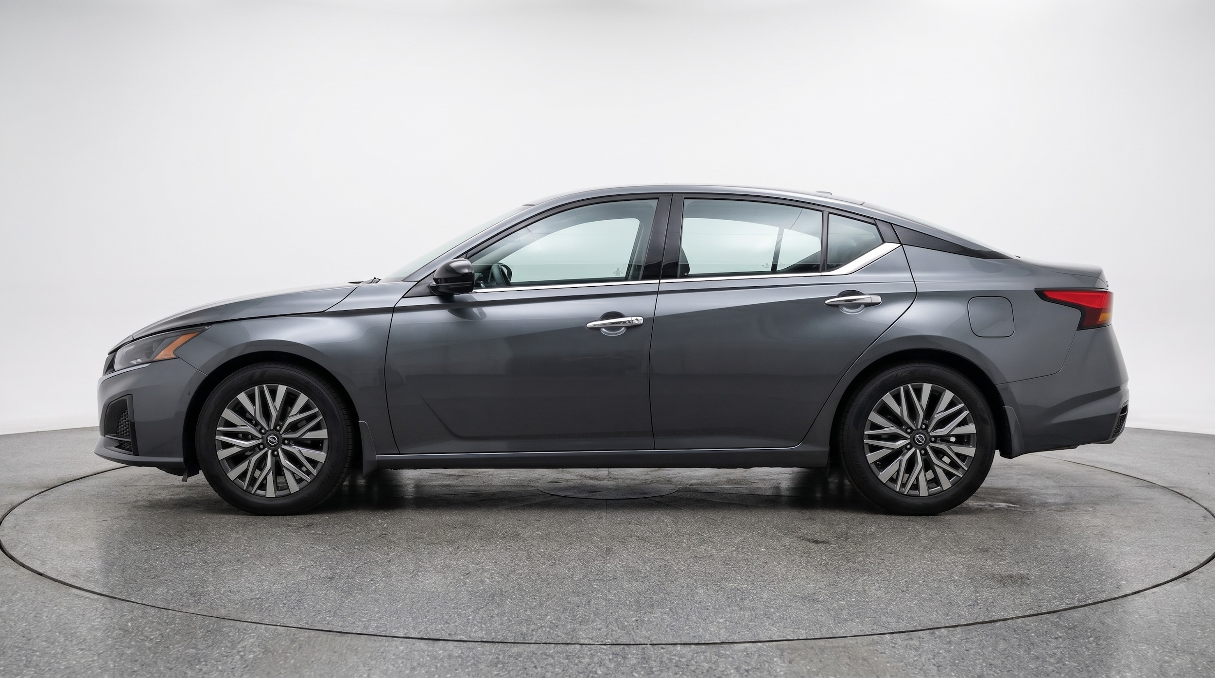 Thumbnail: 2025 Nissan Altima - 4
