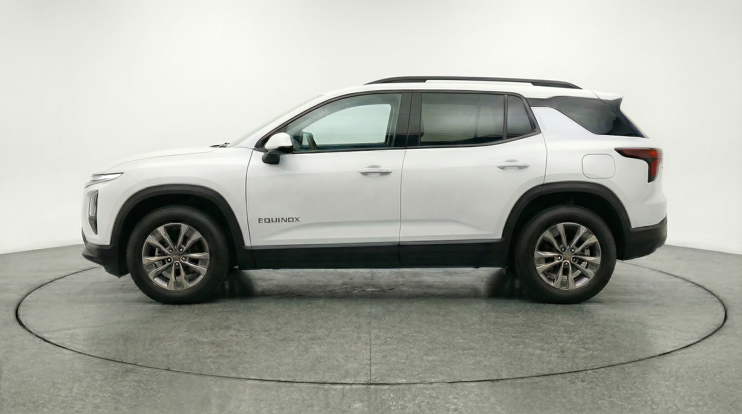 Thumbnail: 2025 Chevrolet Equinox - 4