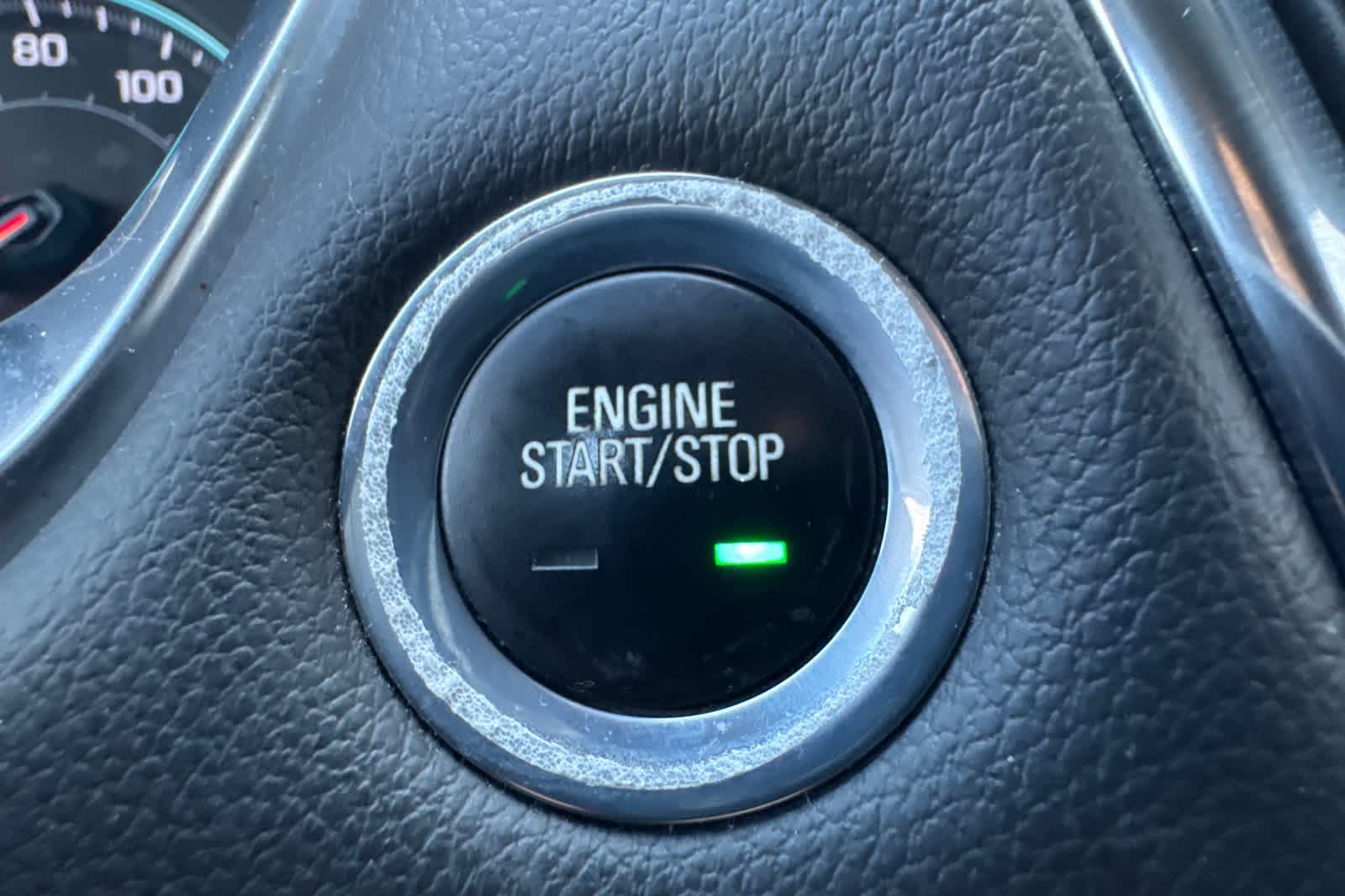 Thumbnail: 2021 Chevrolet Traverse - 23