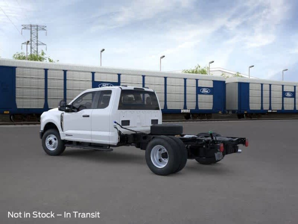 New 2026 Ford F-350 Chassis Truck Super Cab