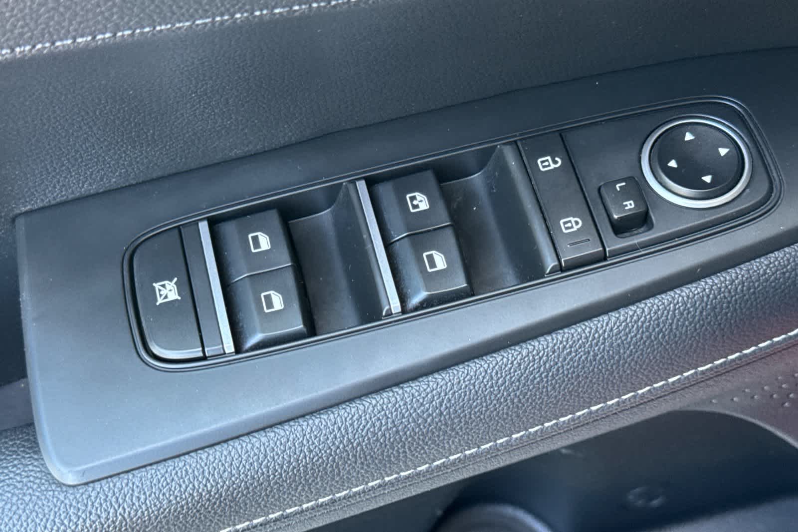 Thumbnail: 2024 Kia Forte - 13