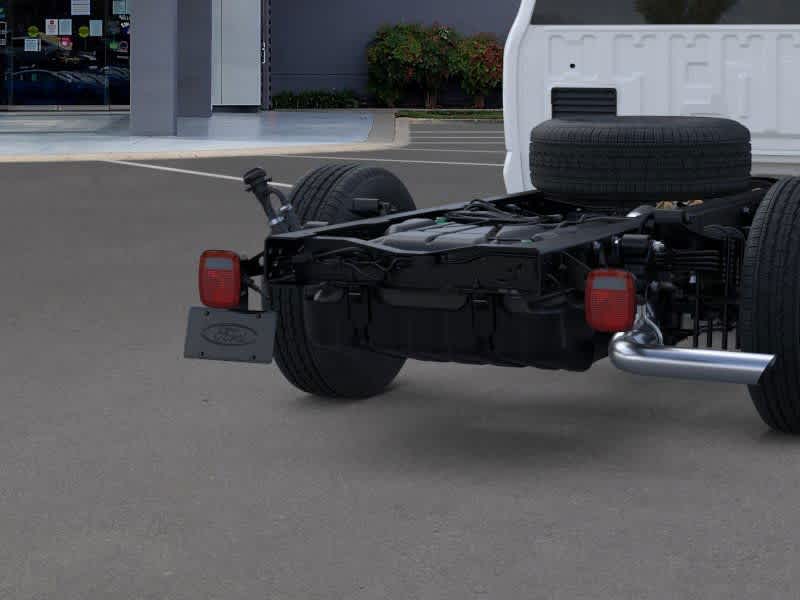 Thumbnail: 2025 Ford F-350 - 21