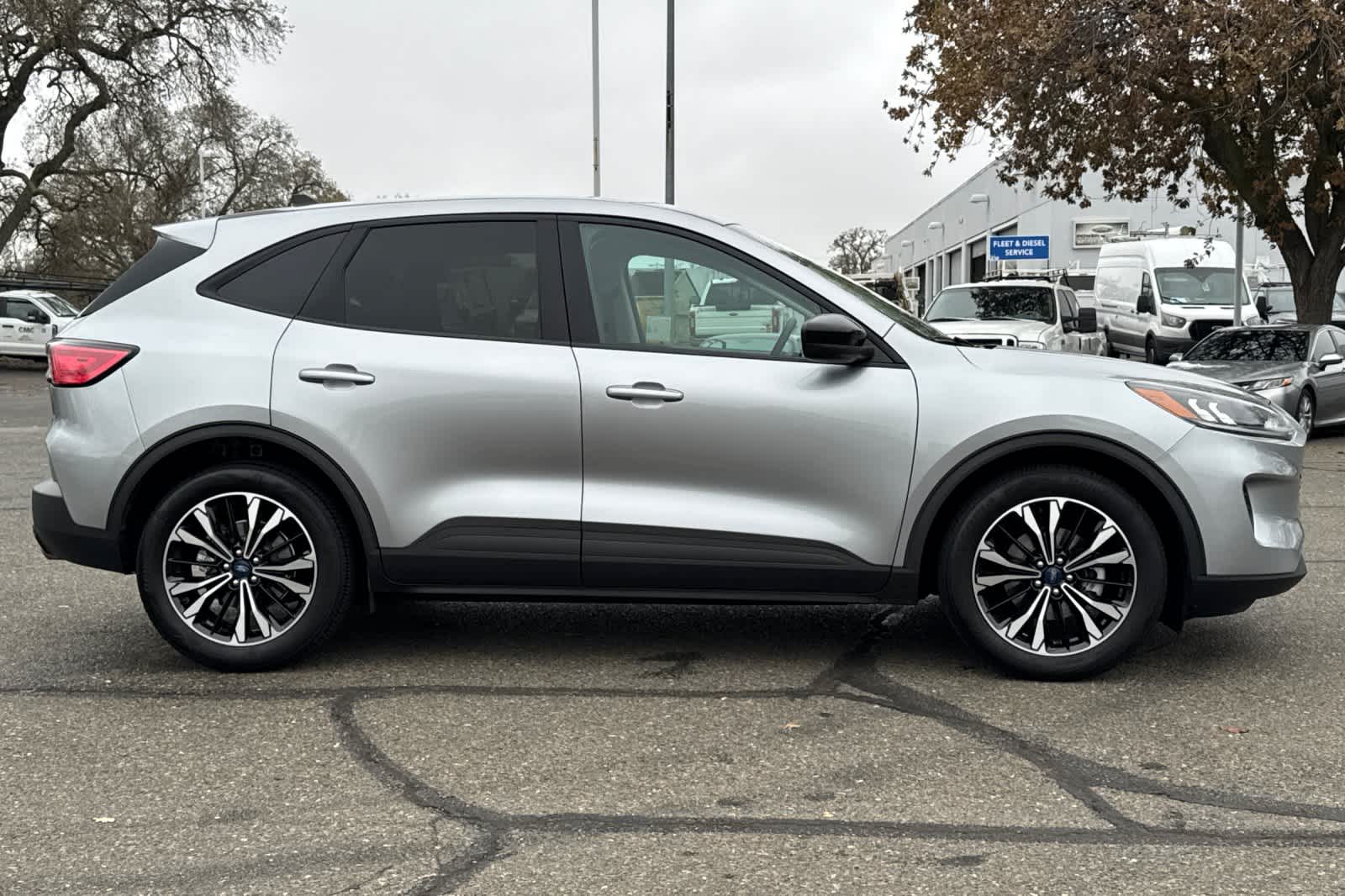 Thumbnail: 2022 Ford Escape - 8