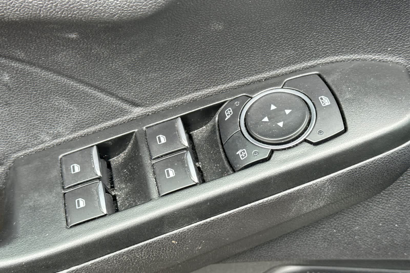 Thumbnail: 2022 Ford Escape - 13