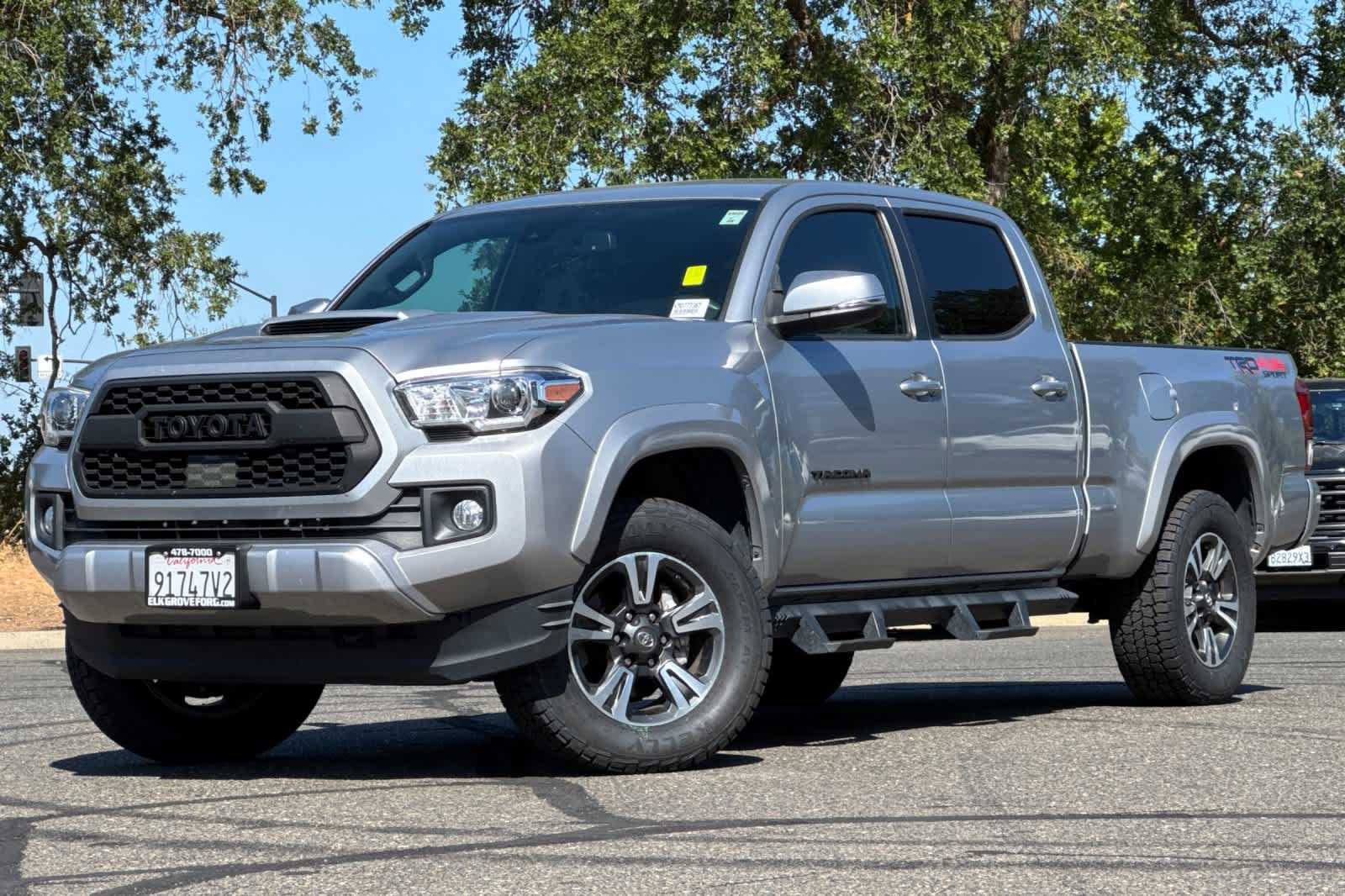 Thumbnail: 2019 Toyota Tacoma - 1