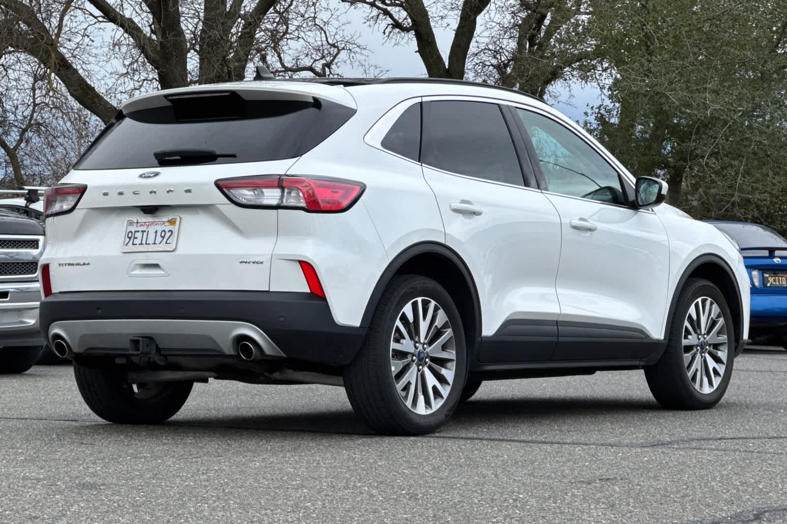 Thumbnail: 2022 Ford Escape - 2