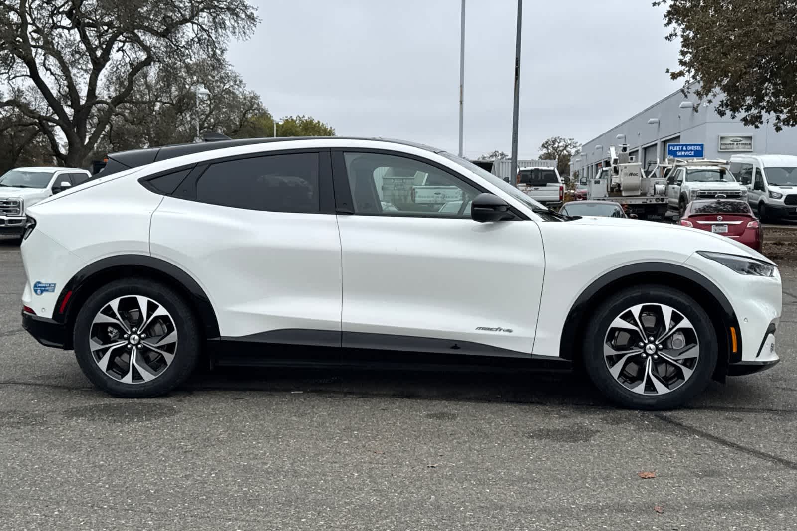 Thumbnail: 2021 Ford Mustang Mach-E - 8