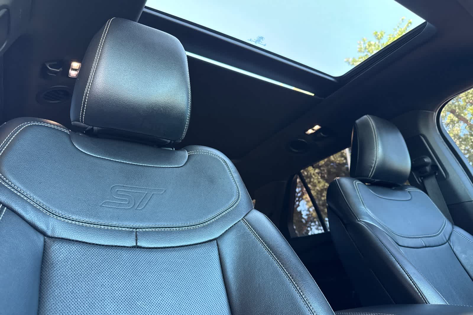 Thumbnail: 2020 Ford Explorer - 18