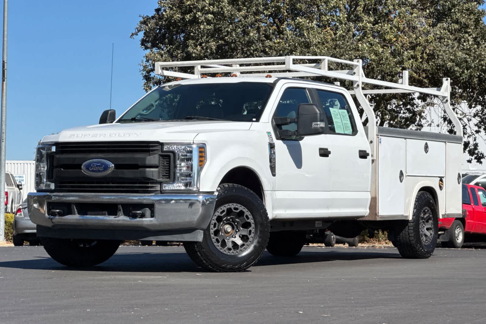 2019 Ford F-350 Super Duty Chassis Cab