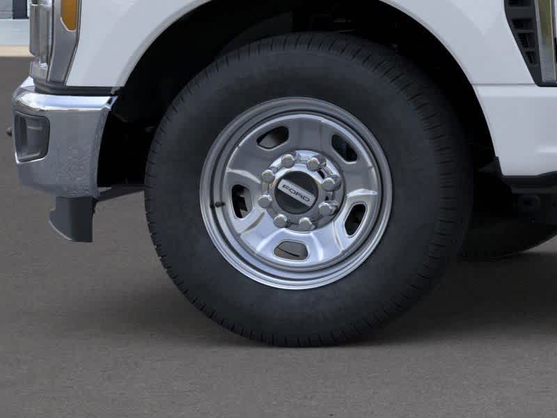 Thumbnail: 2025 Ford F-350 - 19