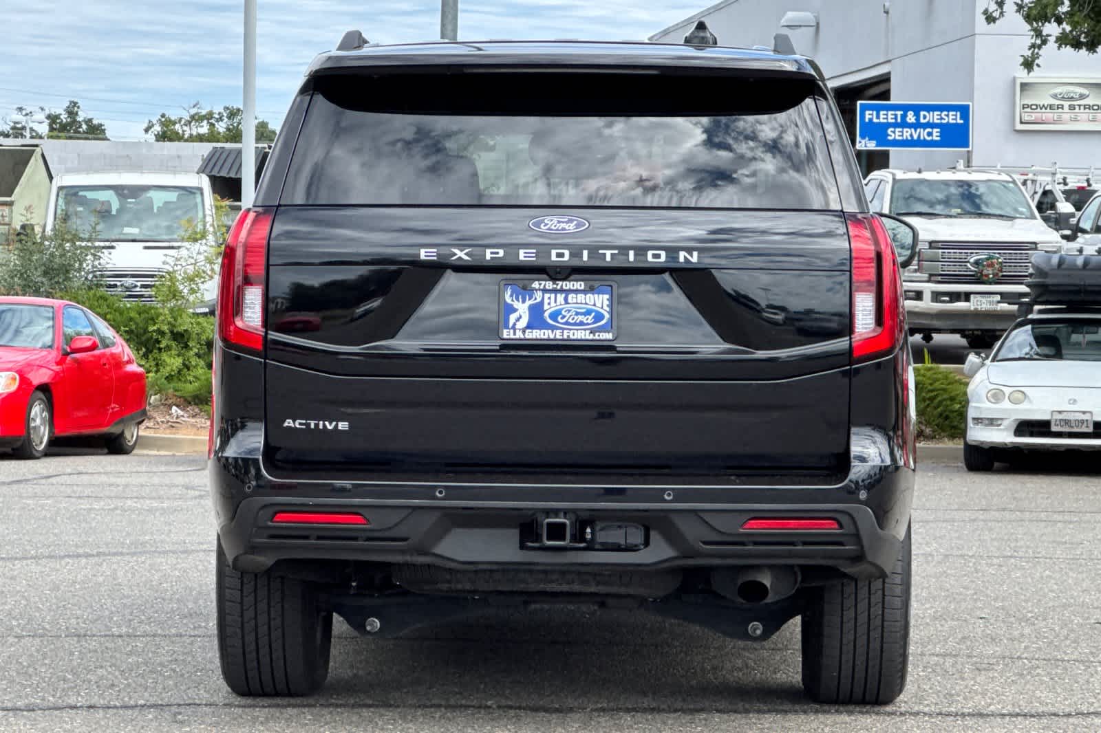 2025 Ford Expedition Active photo 6